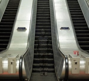 Liu Bolin - Hiding in Subway London